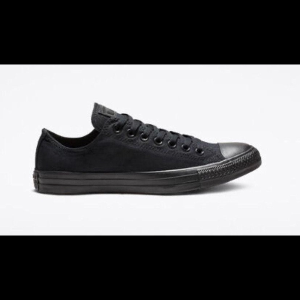 New Black converse / chuck Taylor’s